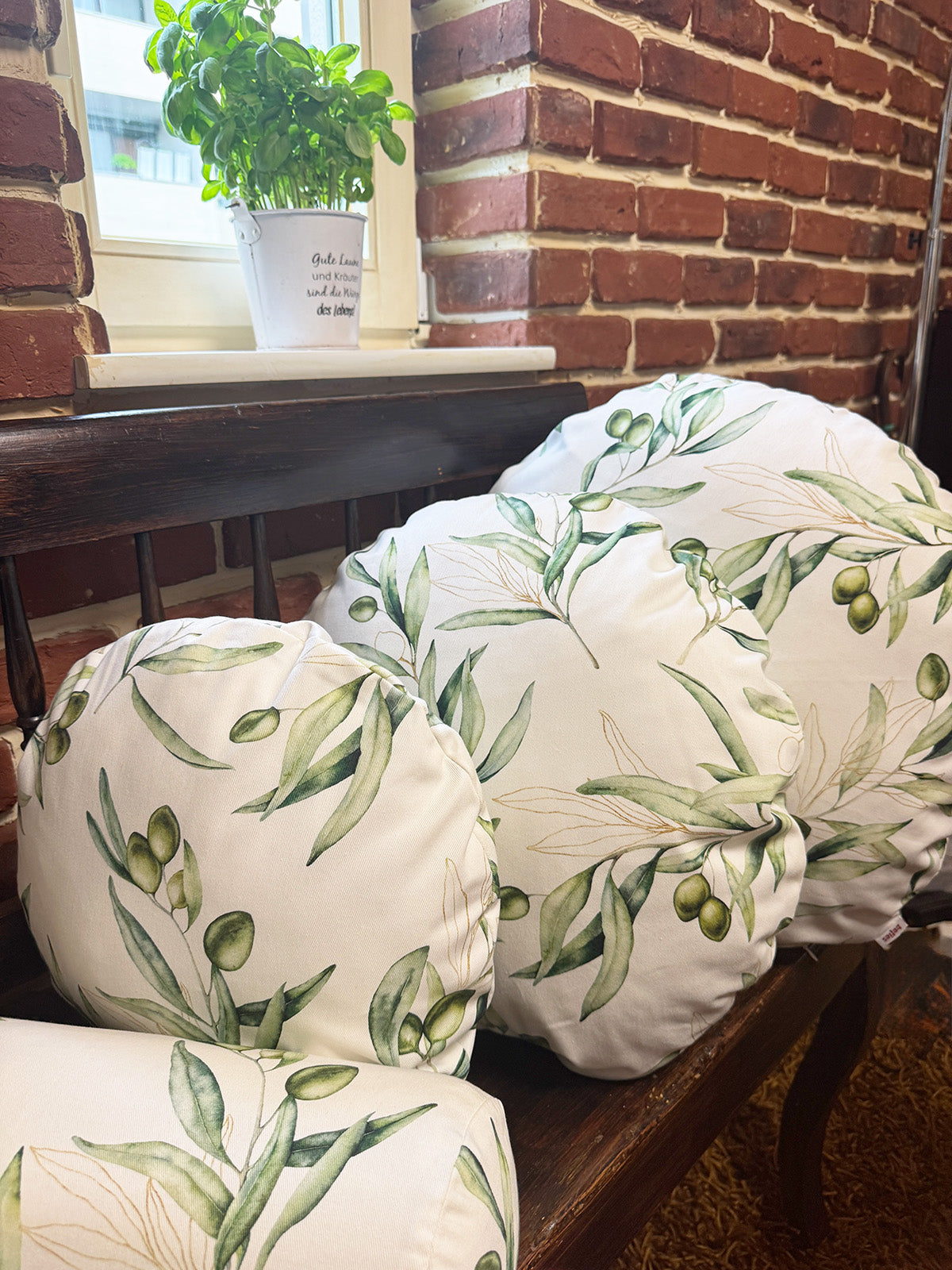 Mediterrane Hülle für Nackenrollen ca. 15x40 cm aus 100% Baumwolle - Oliven Design aus der beties "Italy Collection"