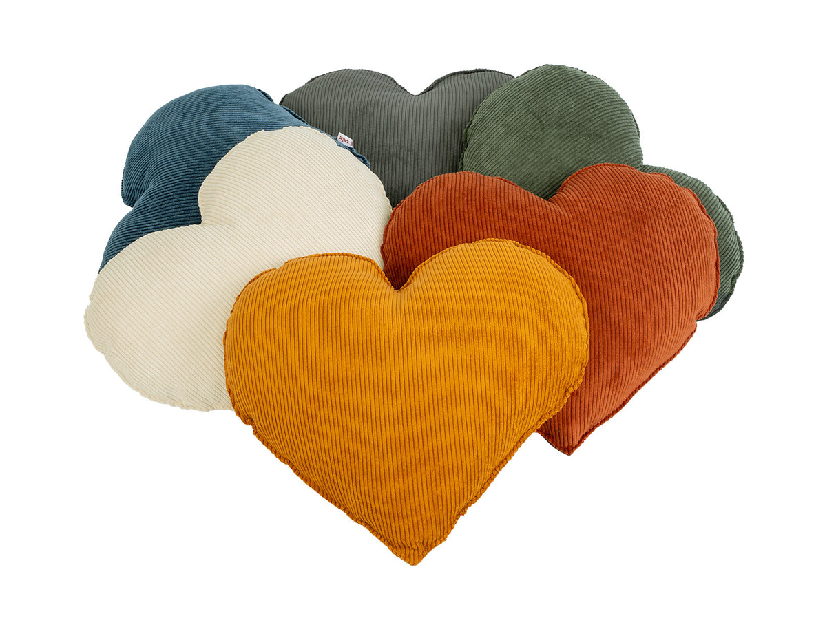Gefuellte Herzkissen ca. 35x40 cm aus Cord-Samt, Deko Formkissen in den uni-Farben blau, beige, gelb, orange, gruen und grau - aus der beties "HYggelig No.1" Kollektion.
