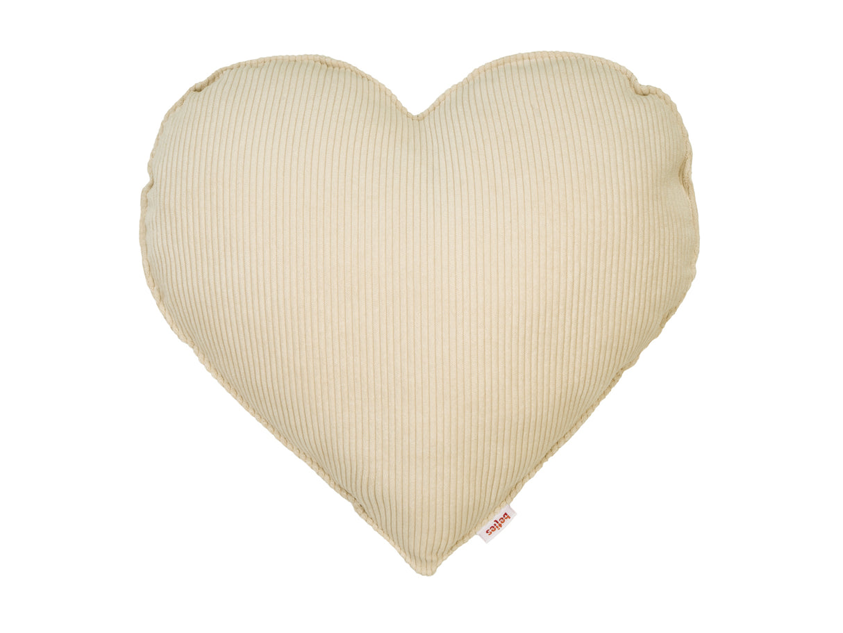 Gefuelltes Herzkissen ca. 35x40 cm aus Cord-Samt in der Farbe kreide-beige aus der beties "HYggelig No.1" Kollektion.