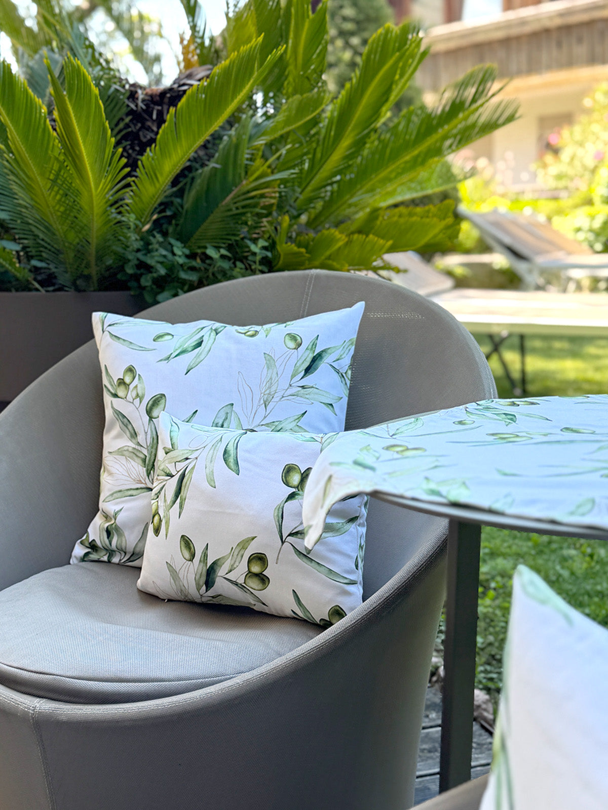 Mediterrane Kissenhülle ca. 40x40 cm aus 100% Baumwolle - Oliven Design aus der beties "Italy Collection"