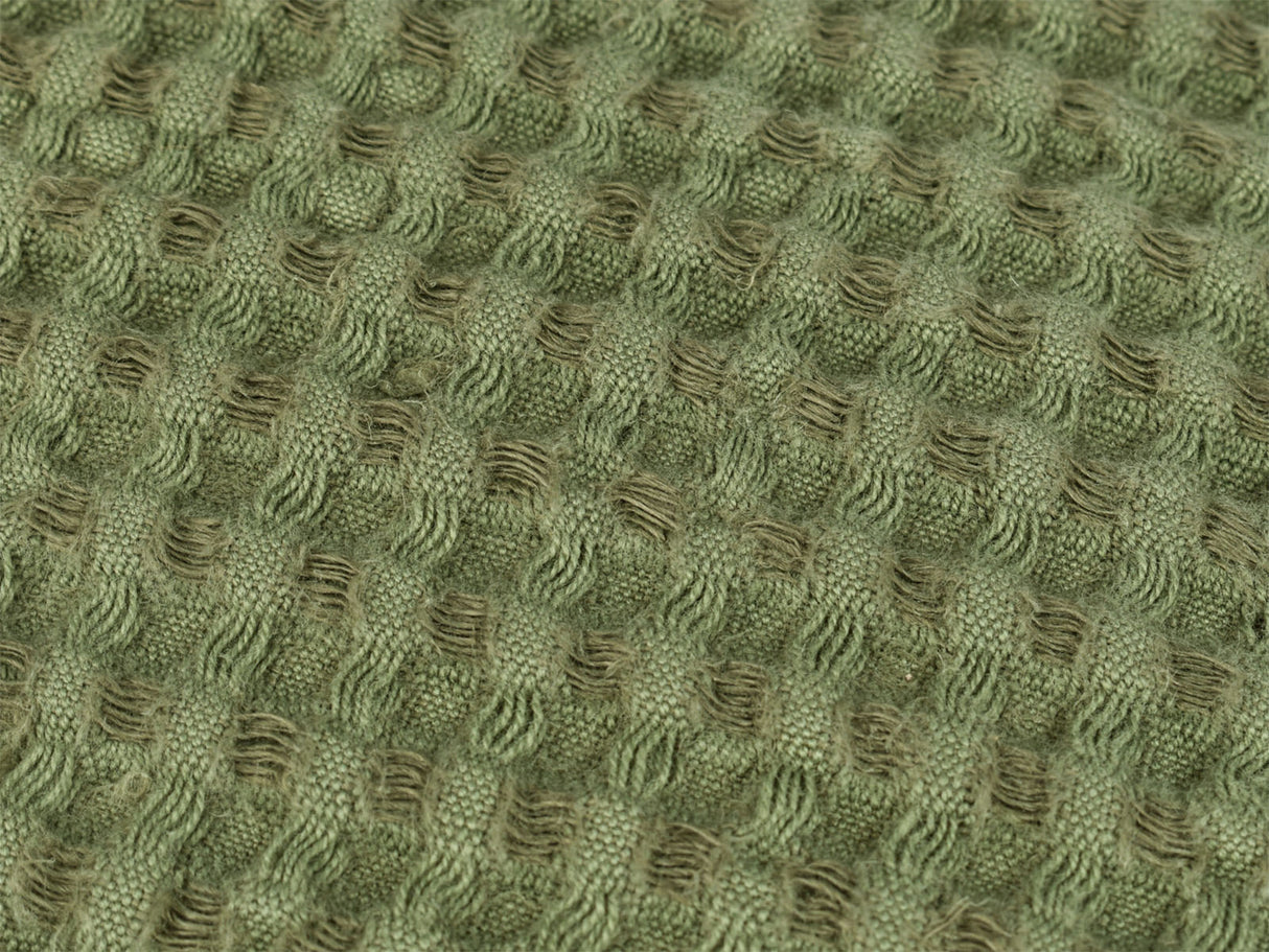 Waffelpique-Stoff, Detailaufnahme in der Farbe Salbei-gruen aus Baumwoll-Leinenmix von beties aus der "PUR.NATURE" Serie.