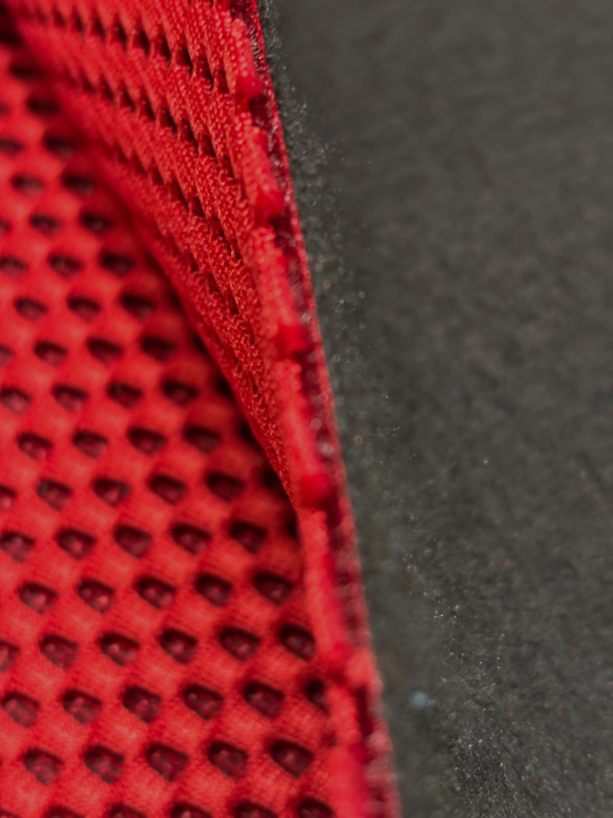 Wabenstoff Detail in rot