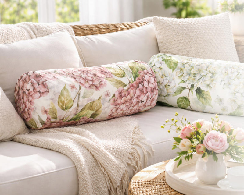 Nackenrollen mit Hortensien-Blumenmuster in Rosa und Grün – Premium Dekokissen Rolle mit 3D-Struktur aus Baumwolle für Sofa und Bett