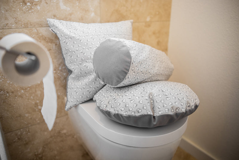 Toilet Kissenhülle ca. 40x40 cm silber beties "FUN" Toilettenpapier