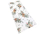 Weisser XS Tischlaeufer – Winterdeko mit gefrosteten Rosen in orange, Tannenzapfen und Zweigen – 100% Baumwolle – aus der beties Magie des Winters "Frost-Rose" Kollektion.