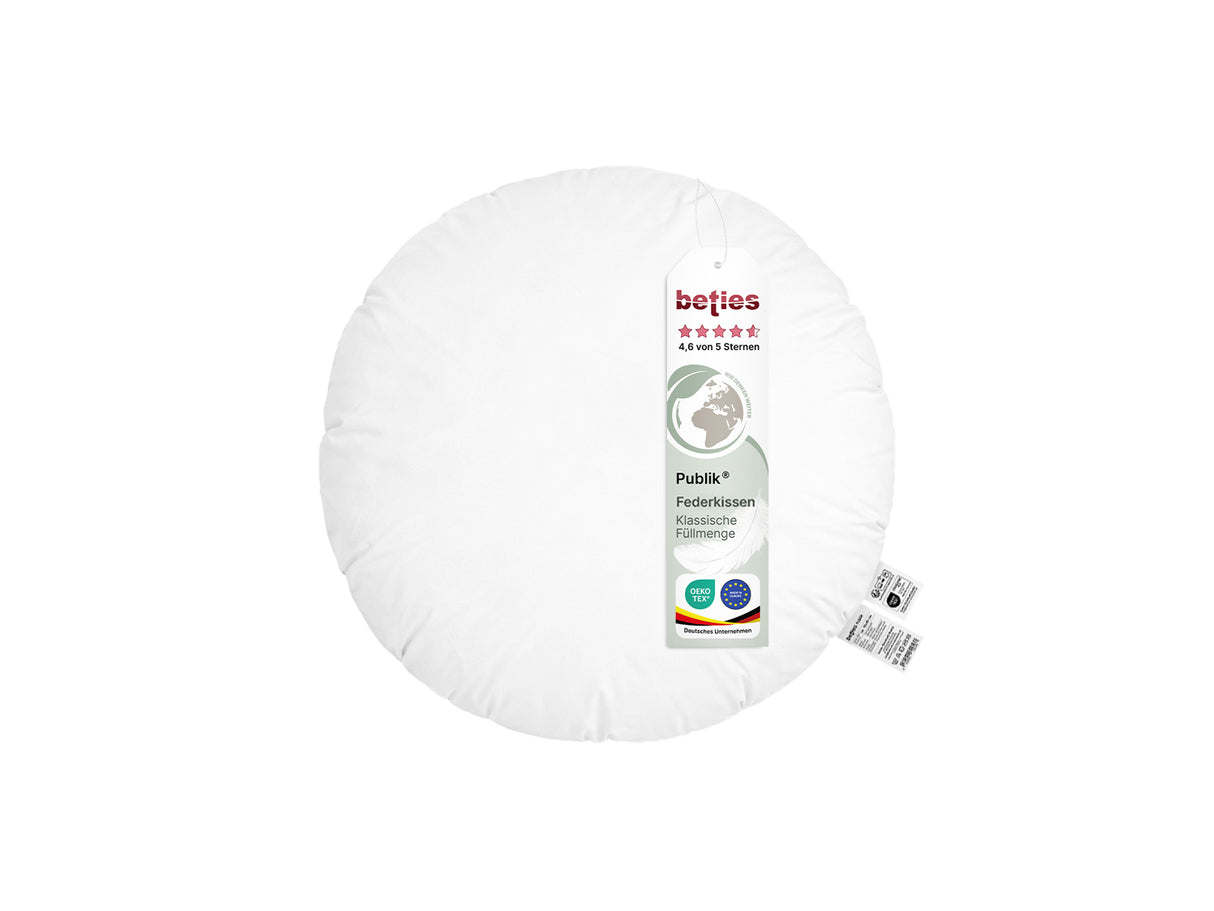  beties Publik Federkissen Fuellkissen 40 cm rund – rundes weisses Kissen mit klassischer Federfuellung freigestellt auf weissem Hintergrund mit etikett