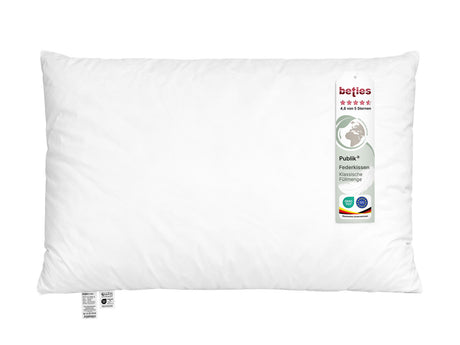  beties Publik Federkissen Fuellkissen 50x80 cm – weisses Kissen mit klassischer Federfuellung freigestellt auf weissem Hintergrund mit etikett