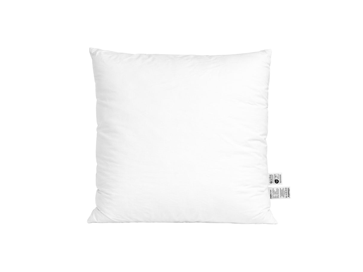 beties PublikFree Polyesterflocken Füllkissen 50x50 cm – weißes Dekokissen Füllkissen mit klassischer veganer Polyesterflocken-Füllung, Bezug aus weißem Baumwollstoff, freigestellt auf weißem Hintergrund