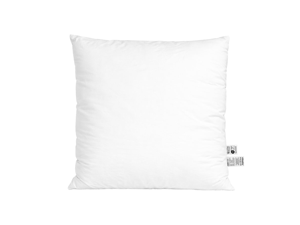 beties PublikFree Polyesterflocken Füllkissen 60x60 cm – weißes Dekokissen Füllkissen mit klassischer veganer Polyesterflocken-Füllung, Bezug aus weißem Baumwollstoff, freigestellt auf weißem Hintergrund